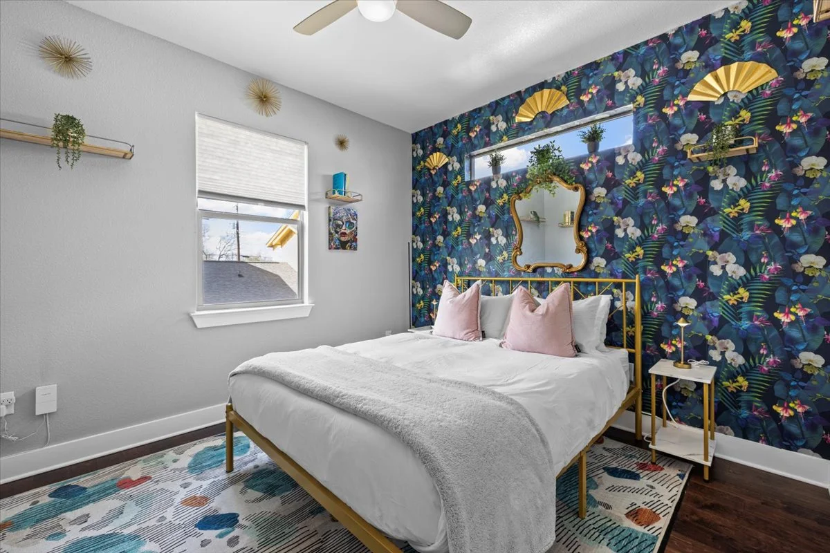 Guest bedroom 1