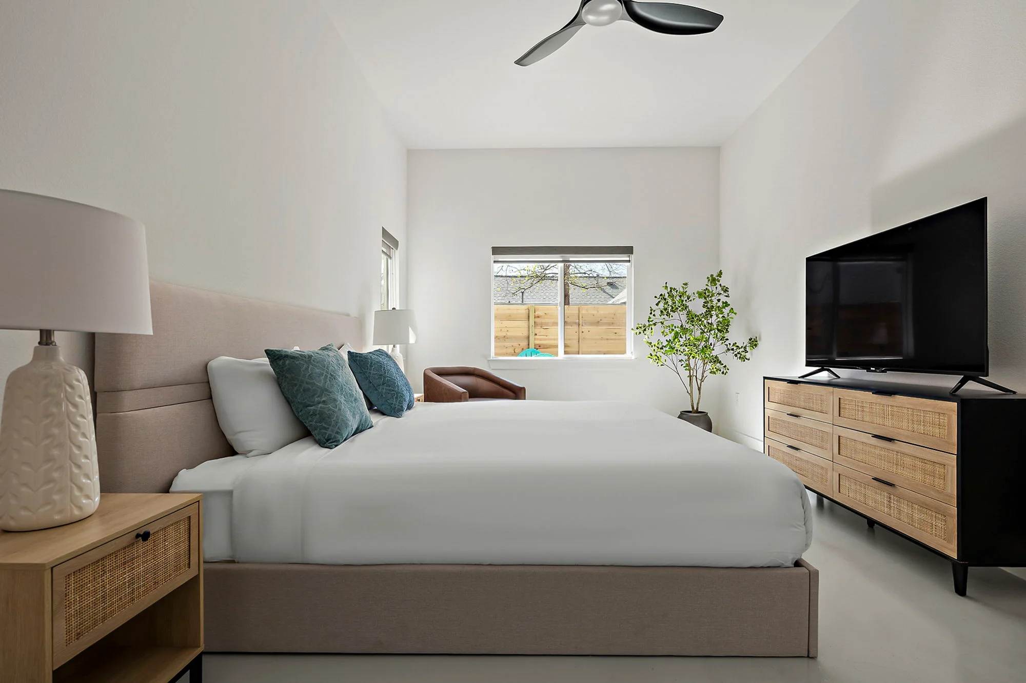 Back house bedroom 1