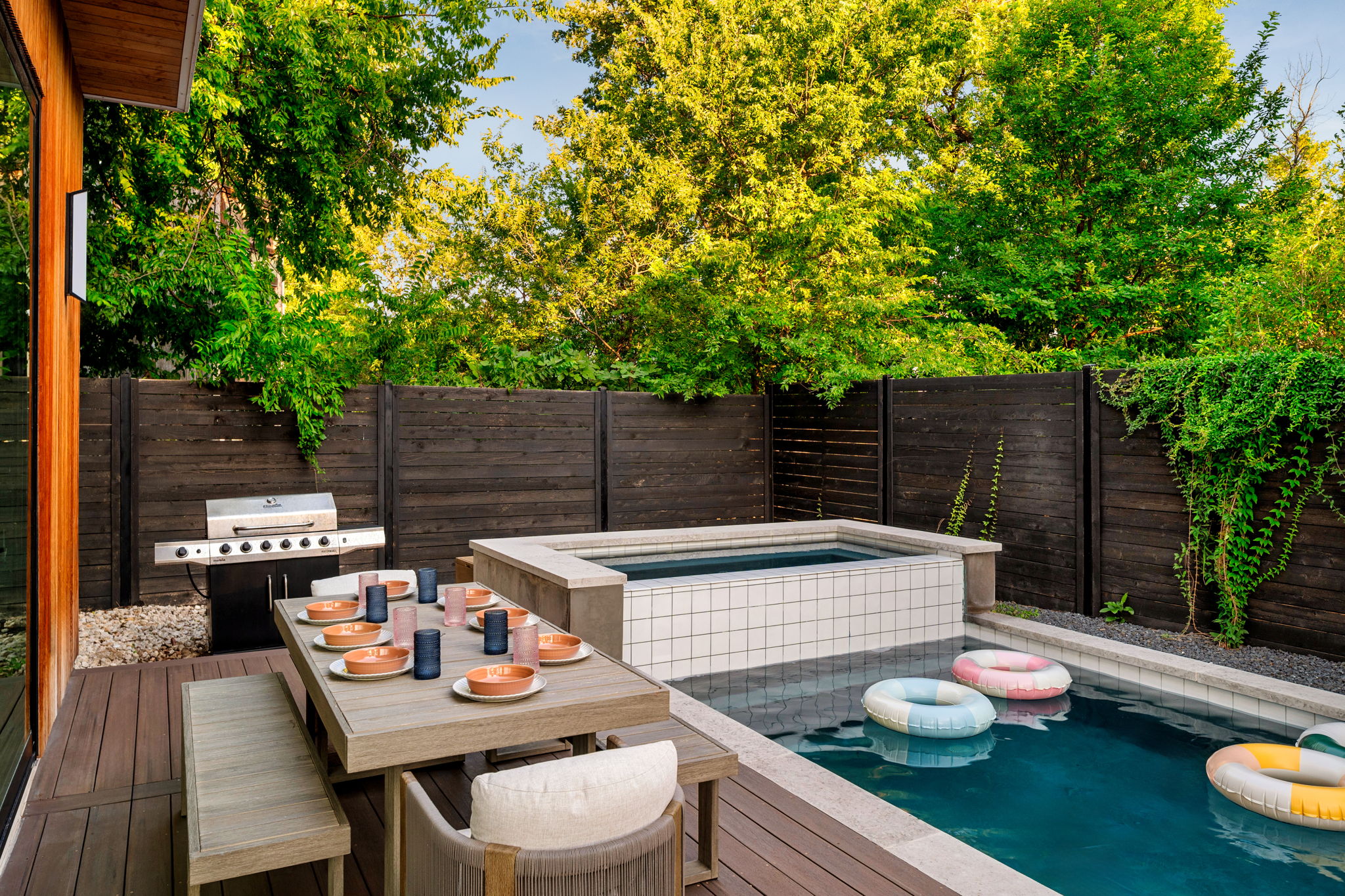 Pool & Hot Tub