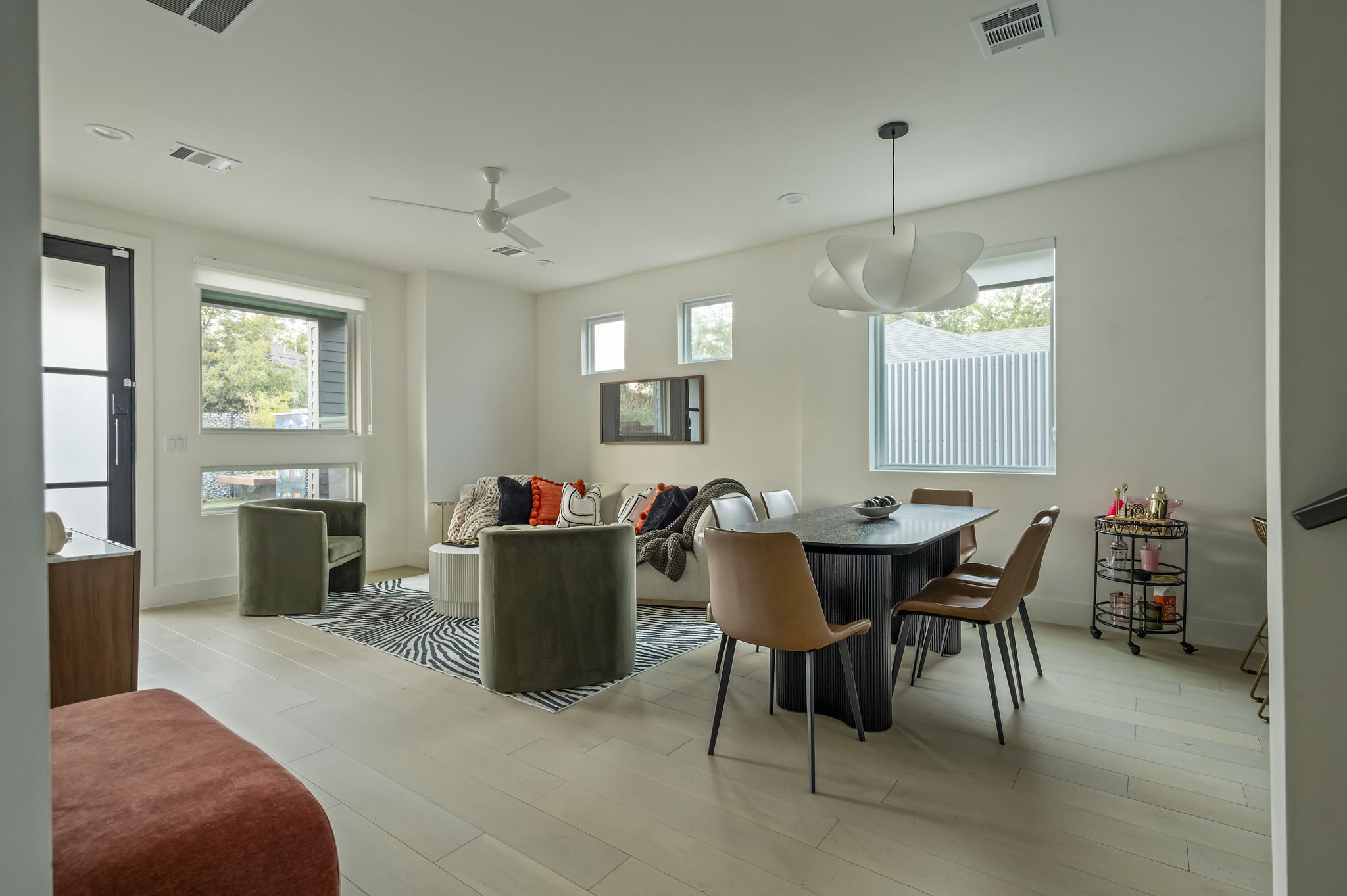 16-web-or-mls-4223-1813
