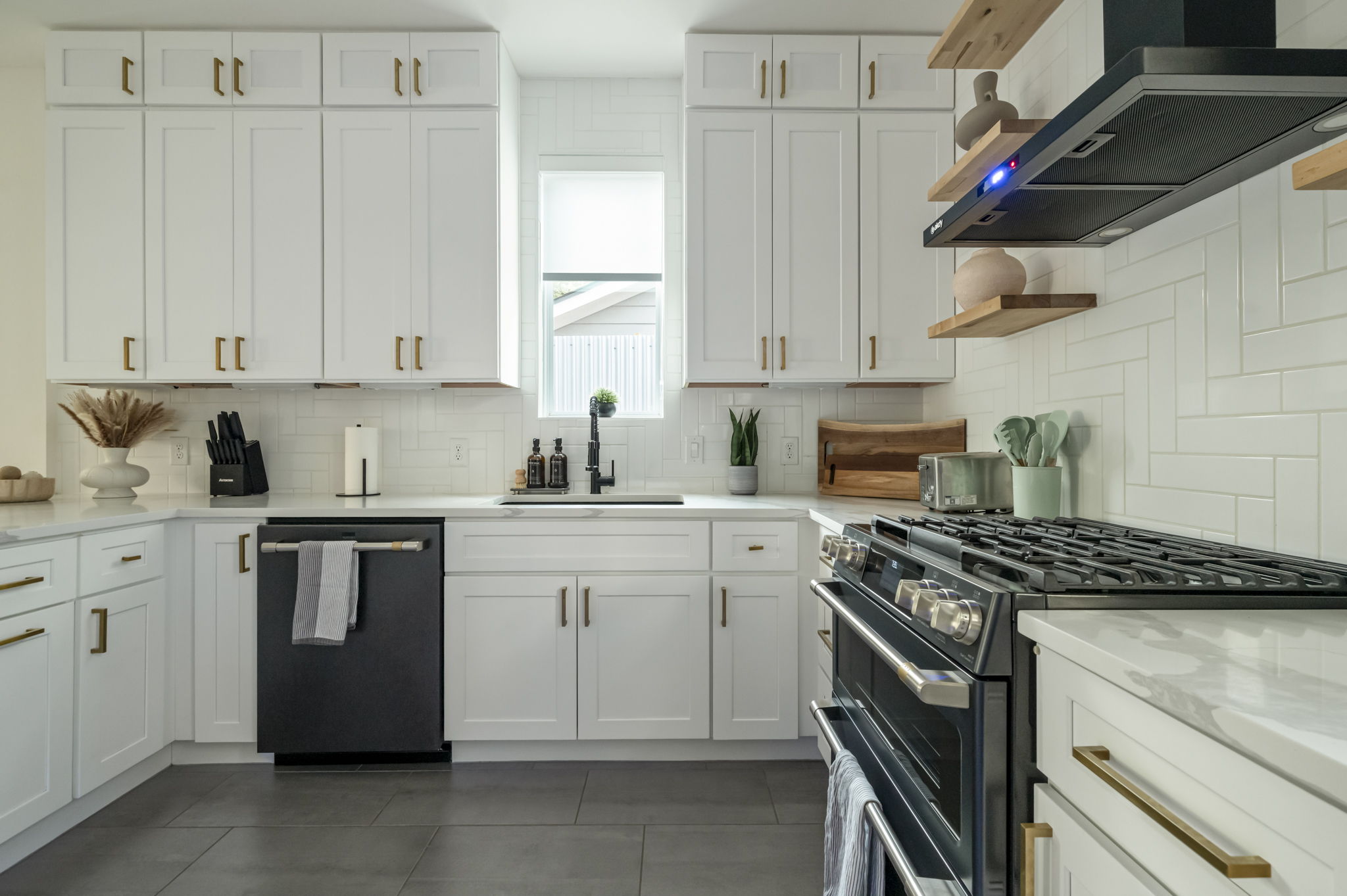 22-web-or-mls-4223-1820