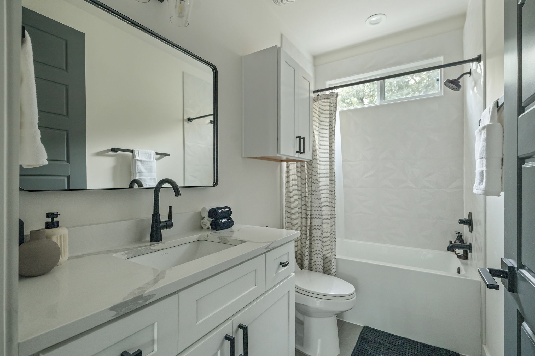 29-web-or-mls-4223-1811